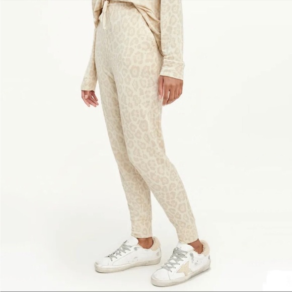 Splendid Supersoft Canyon Leopard Jogger (Set) - Picture 2 of 9